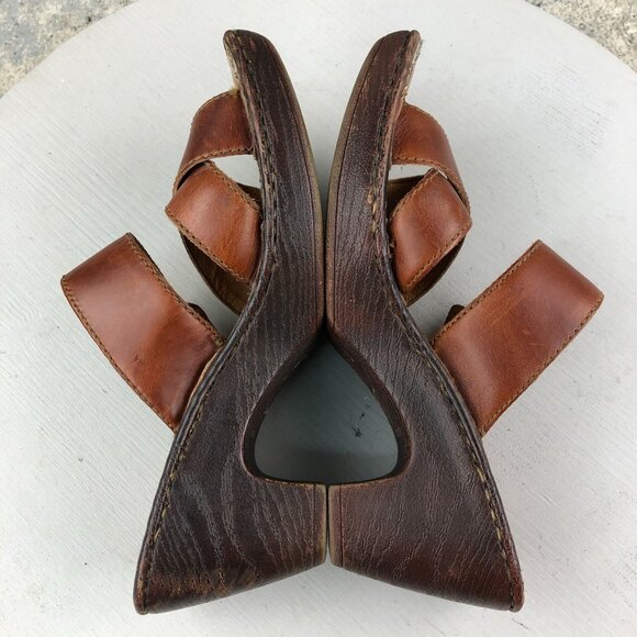 Born Women's 7 Tinari Brown Leather Open Toe Buckle Slip On High Heel Sandals - Picture 9 of 16